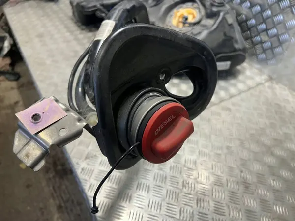 Tanque de combustível com bomba Mercedes E-Class W213 Diesel A2054705000 image 7