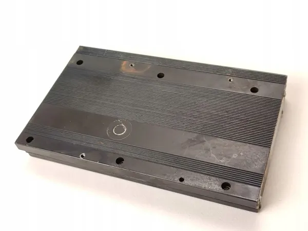 Amplificateur Radio OEM P05064982AJ pour Chrysler 300C image 3
