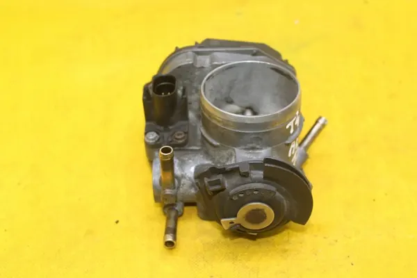 Válvula de Aceleração VW Transporter T4 2.5 B OEM 06A133064B image 4