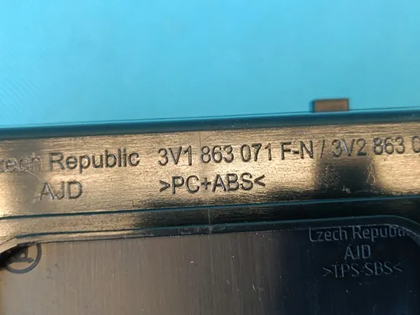Étagère console OEM 3V1863071H pour Skoda Superb 3 image 10