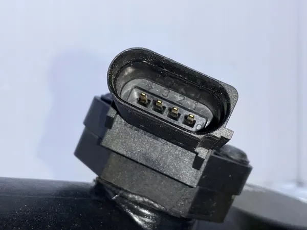 Intercooler-Schlauch 1K0145770AJ ECHT image 3