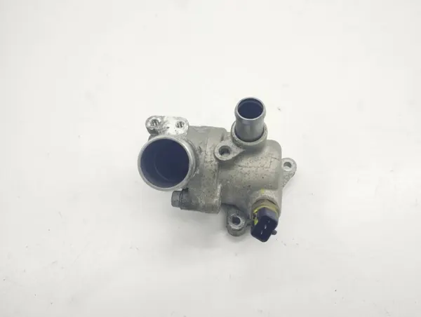 Termostato Hyundai Tucson OEM AMD165622 - Usado image 2