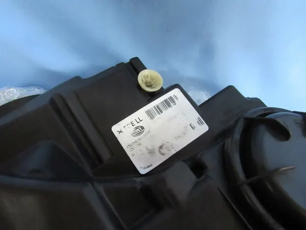 Farol direito BMW F20 Bi-Xenon dinâmico image 7