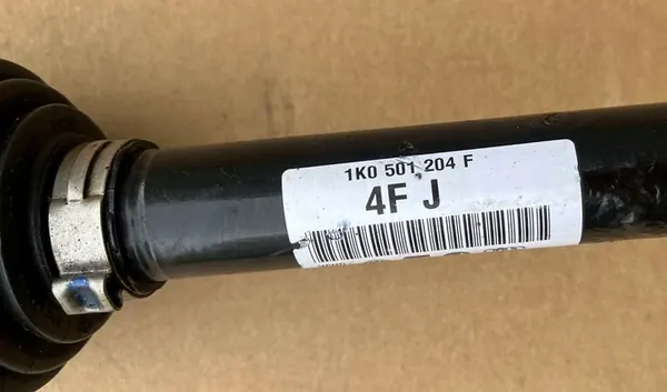 VW Tiguan I 2008-2016 Höger Bakaxel 1K0501204F image 2