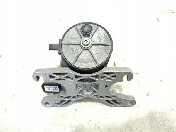 Jeep Motor Teil OEM 68401897AA - Gebraucht image 3