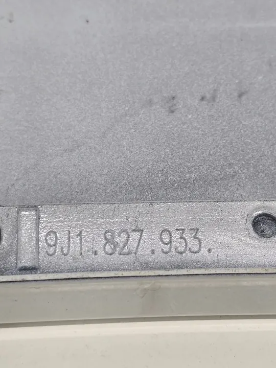 Spoiler Traseiro Superior Porsche Taycan 9J1827933 image 3