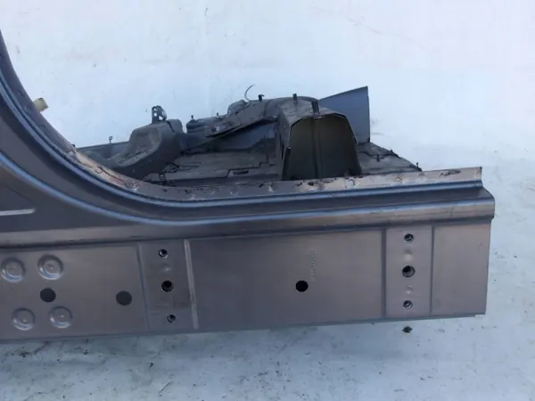 Garniture de pilier central droit BMW X5 E53 OEM PEC8865 image 8