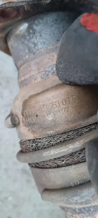 Käytetty Audi OE äänenvaimennin OEM 4B0253097C A4:lle image 9