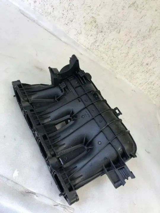 Coletor de Admissão OEM 05E129709F para Skoda Kamiq 110kW image 3