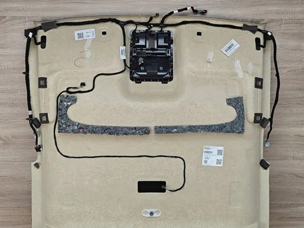 Katto-Konsoli Musta OEM N1WBE51916KH Käytetty image 7