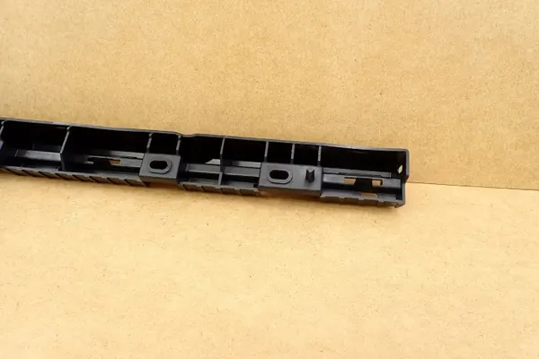 Volvo XC90 II 2014- rechter voor dorpelbevestiging OEM 32216524 image 9