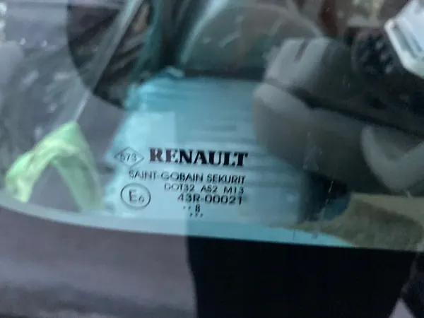 RENAULT KANGOO II 08- Vitre arrière droite image 2