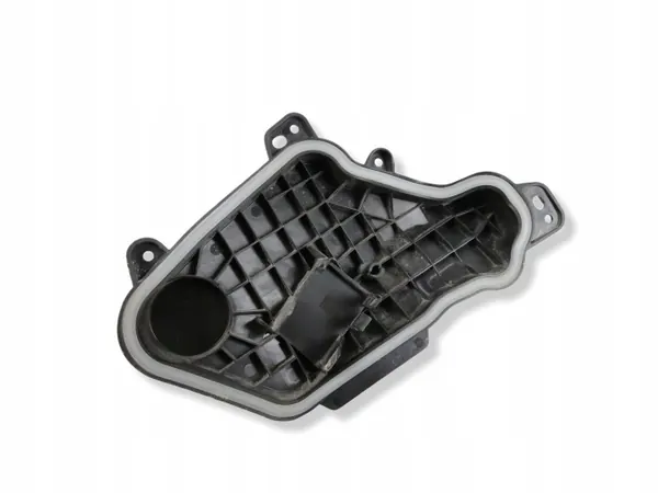Audi E-tron GT Koplampkap OEM 12010010040 image 3