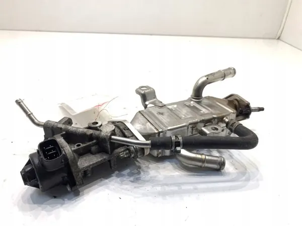 Vanne EGR avec refroidisseur Toyota Corolla E21 OEM LORK-83-135703 image 2