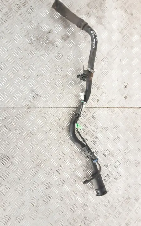 Jeep Cherokee 2014 Kraftstoff-Einfüllstutzen OEM 68104841AD image 2