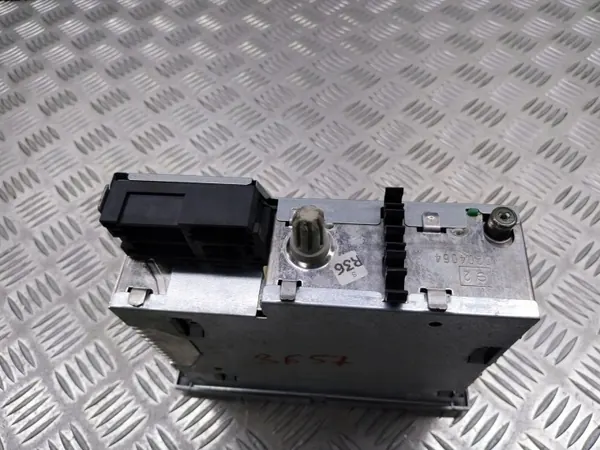 Renault OE -radio OEM 8200553175 Modus 1.2:lle image 4