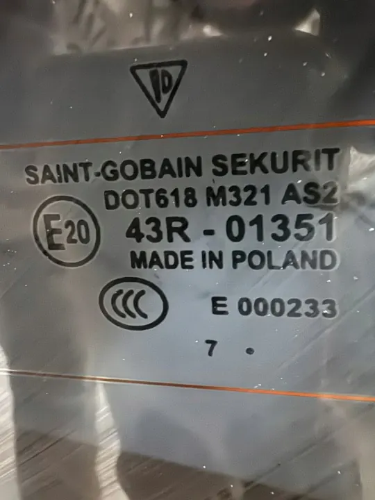 Porsche 911 991 Takaikkuna OEM 000222111 image 4