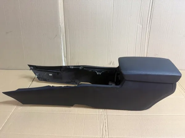 Accord VIII Accoudoir Console Centrale Honda OEM image 2