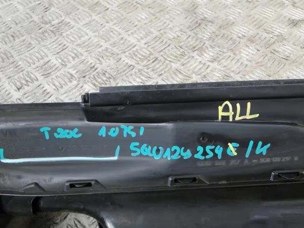 Ilmanottoletku OEM 5Q0129254K VW T-Roc 2023 image 5