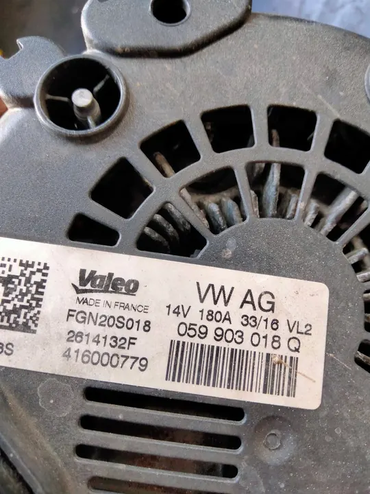 Audi Vaihtovirtageneraattori OE 059903018Q image 3