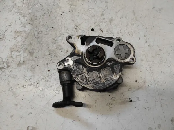 OEM 03L145100G tyhjiöpumppu Skoda Fabia II 1.6 TDI:lle image 3