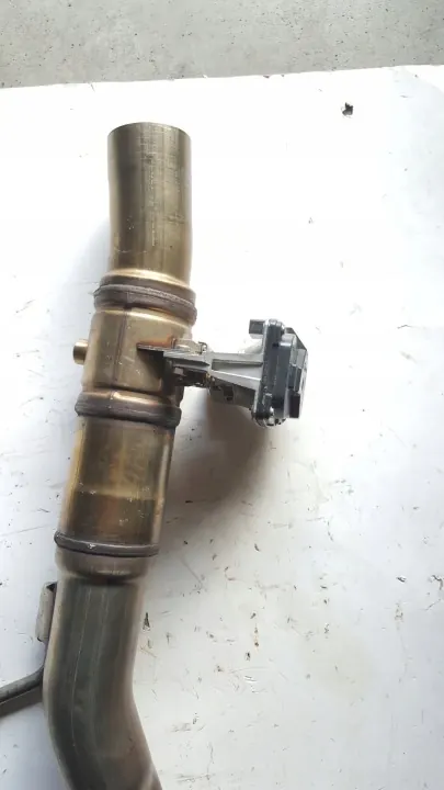 Avgasventilrör OEM 4K0253409C - Begagnad Audi OE image 4