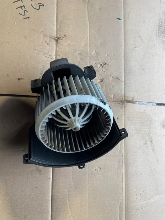 Ventilador VW Amarok 2H 2H1820021C image 2