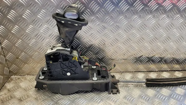 Levier de vitesse OEM 1T1713025F pour VW Touran I 2004 image 8