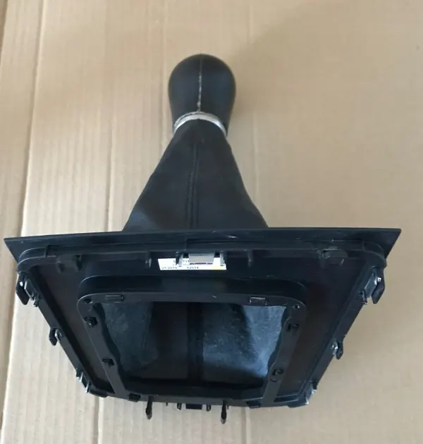 Pomo de cambio OEM 5TB711113C para VW Touran III image 5