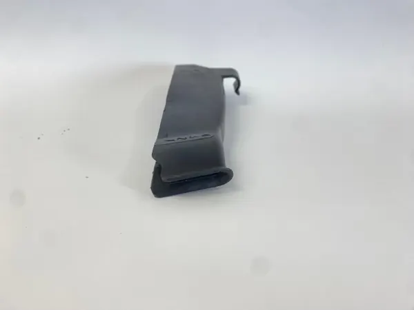 Zündkabelabdeckung OEM 1021591940 für Mercedes W124 image 4