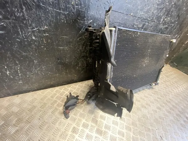 Conjunto de Radiador Ventilador Condensador Audi A8 2015 image 2