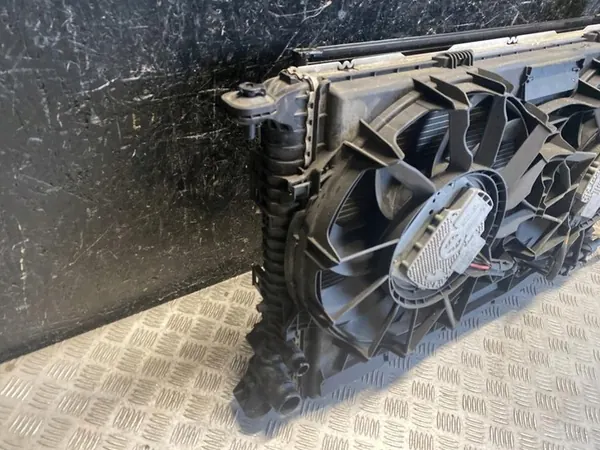 Conjunto de Radiador Ventilador Condensador Audi A8 2015 image 5