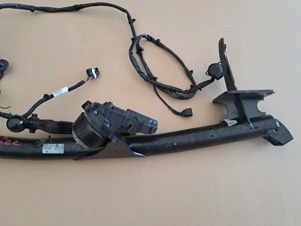 OEM 1T3803881D Dragkrok för VW ID. Buzz Bakre image 4
