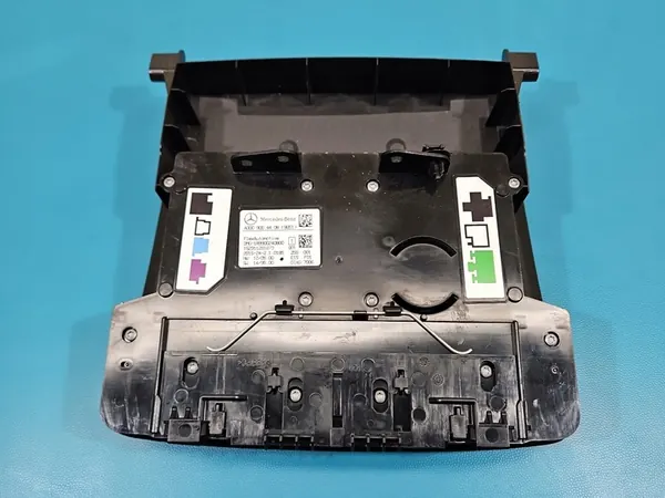 Cabinelamp Mercedes W176 A0009004408 image 3