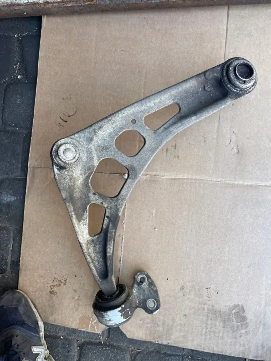 Bras de suspension avant gauche OEM 20160125 BMW E46 image 4