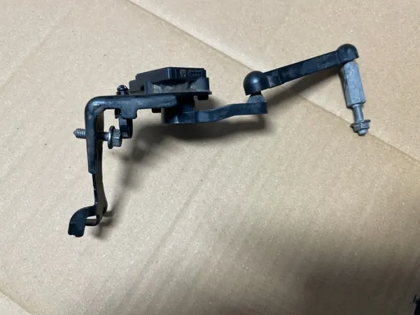 Sensor de Nivel Faro Audi Q5 80A OEM 80A941285D image 3