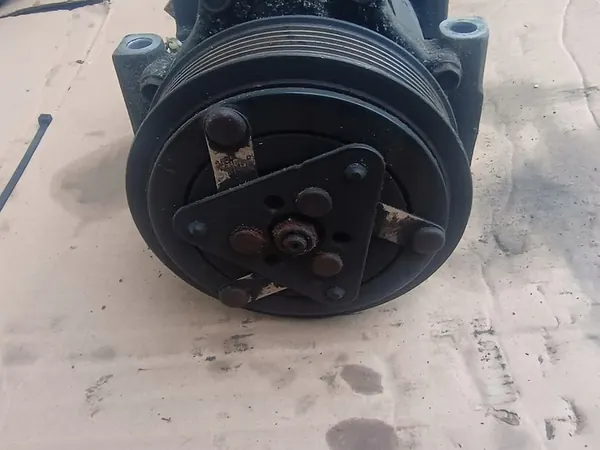 Ilmastointikompressori 1.6 TDCI Ford OEM 3M5H-19D629-SA image 2