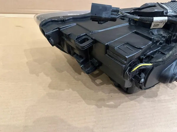 VOLVO V60 S60 II LIFT 13-17 VASEN BI-XENON VALO OEM 31420108 image 5