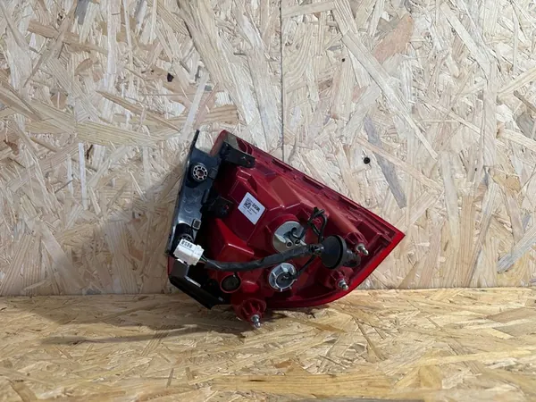 Lámpara Trasera Derecha KIA NIRO 2020 image 3