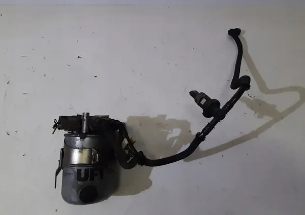 Nissan Polttoainesuodattimen Kotelo 8200416942 image 2