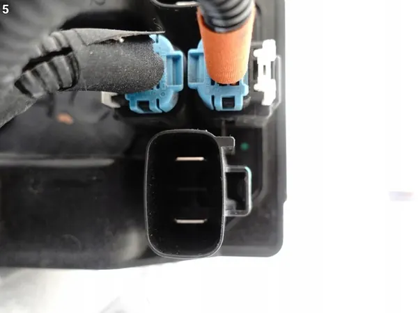 TESLA MODEL Y Direção Frontal 1044831-00-H image 6