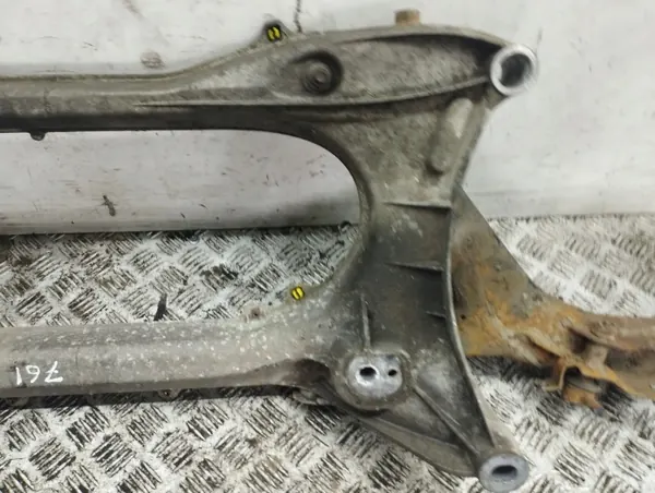 Cadre avant Lexus IS 2006 OEM AMD141836 image 3