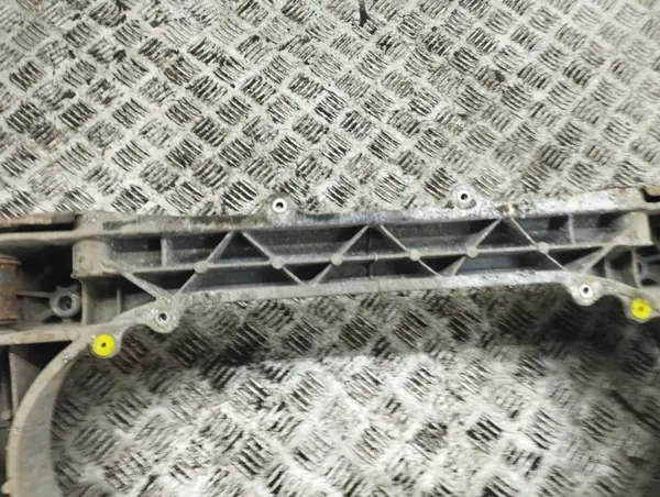Cadre avant Lexus IS 2006 OEM AMD141836 image 7