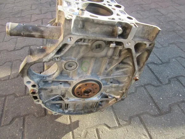 HONDA CRV III 2.2D Motorblock Kolvset OEM 4x4OE007766 image 5