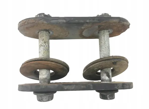 OEM 8134539 Iveco Olhal da Mola Dianteiro Esquerdo image 3
