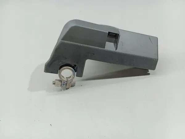 Begagnad Audi OE Pyroteknisk Klämma OEM 4F0915519 image 2
