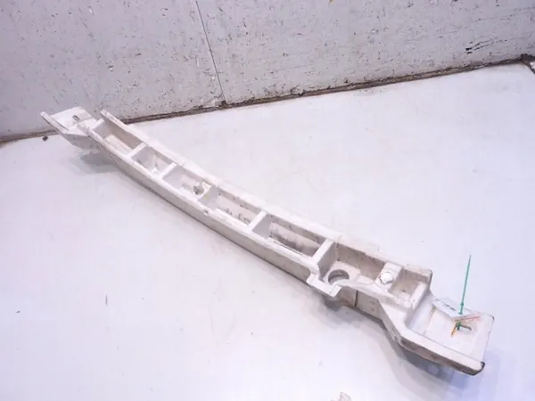 Absorvedor para-choques dianteiro OEM BBR6-50111 Mazda 3 II image 3