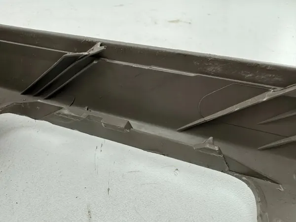 Grade de ventilação traseira Volkswagen Golf VI 2009 image 9