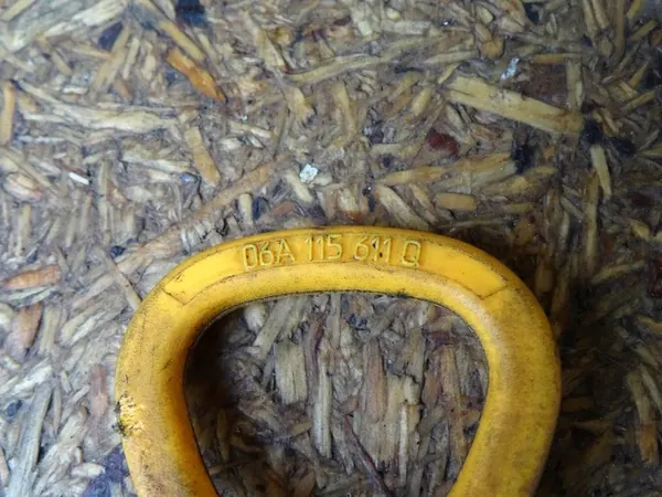 ÖLJYMITTARI AUDI A3 8L 06A115611Q image 3