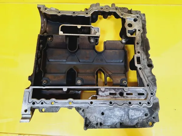 Base inférieure de carter OEM DRC97021 pour Audi A6 C6 2.4 V6 image 5